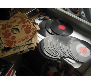 懷舊記憶中的英語啟蒙 老唱片《初級中學課本英語第一冊》全紀錄