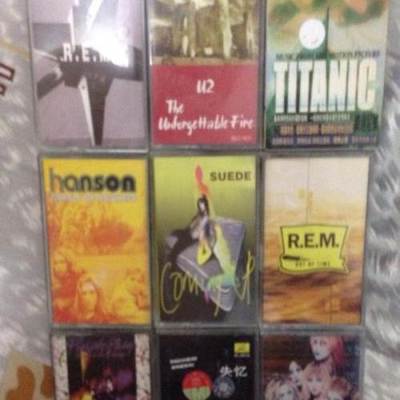 天津音像制品中的經典樂隊珍藏 泰坦尼克、REM、收音機頭與U2