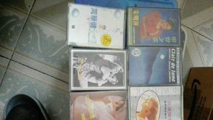 轉(zhuǎn)讓90年代磁帶40余盤 - 天津和平區(qū)音像制品